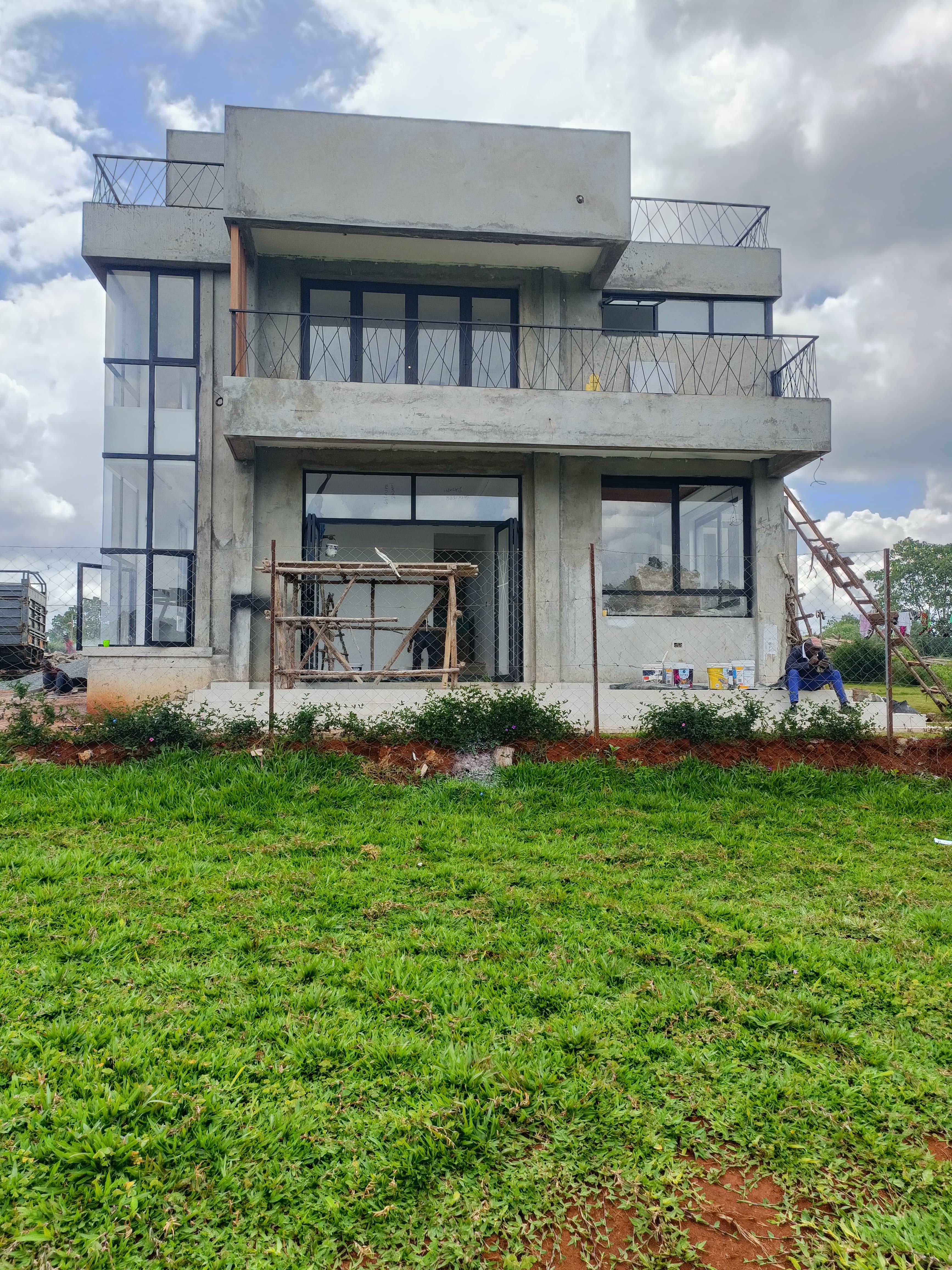 Zaria Village - 4 Bedroom Plus Detached DSQ - Image 3